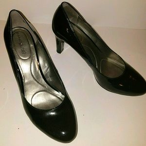 Bandolino size 9 women's heel